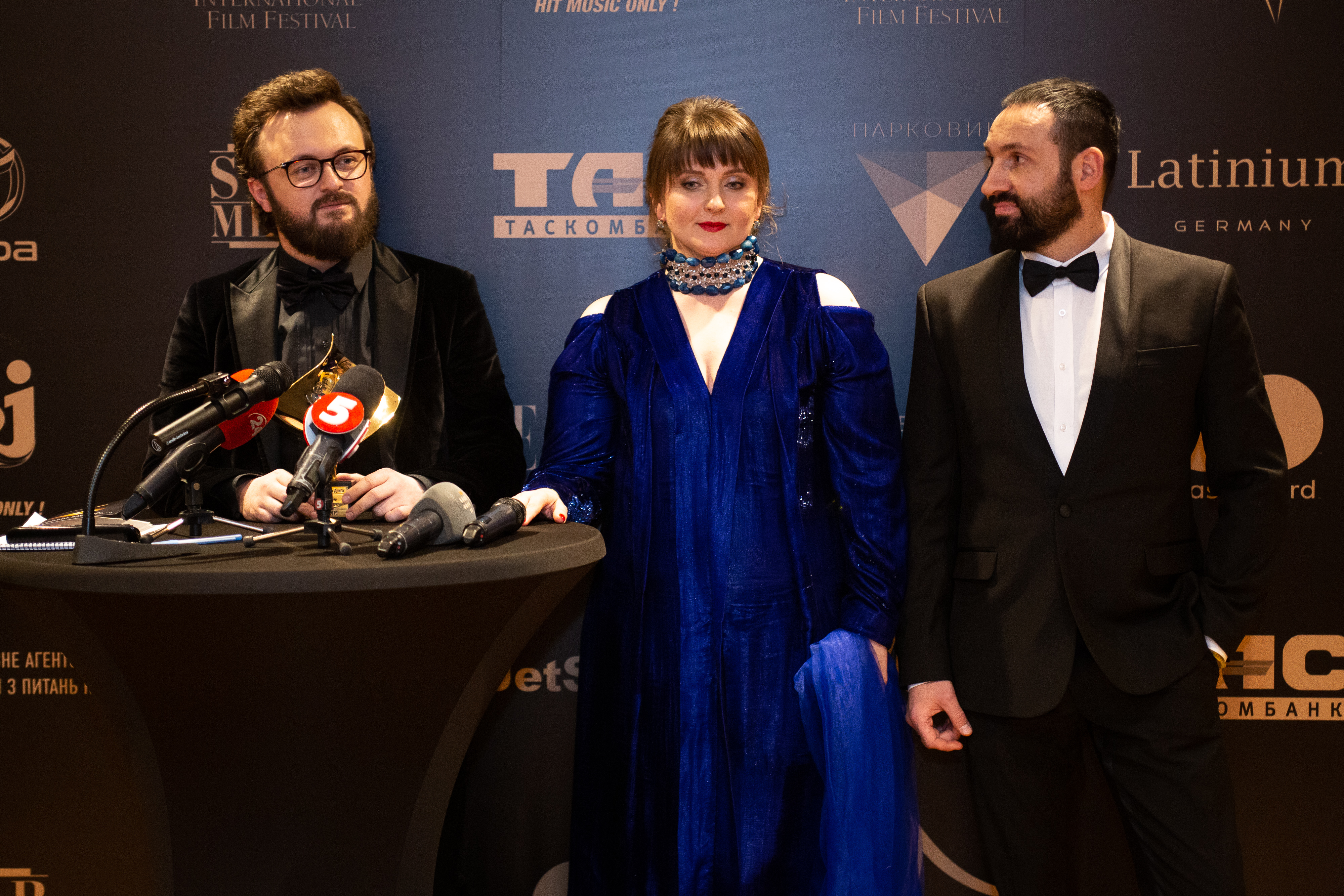 Церемонія вручення нагород Третьої Національної кінопремії 